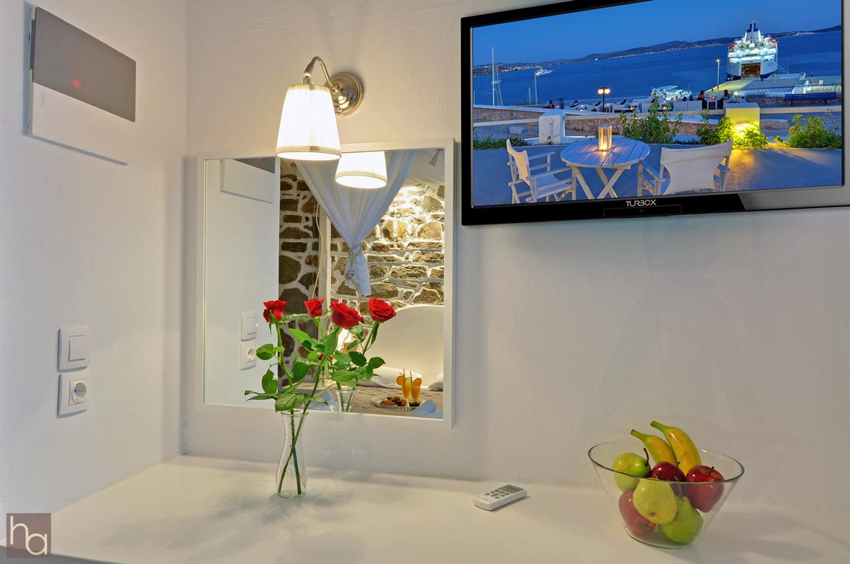 Hotel Adamas Exterior photo
